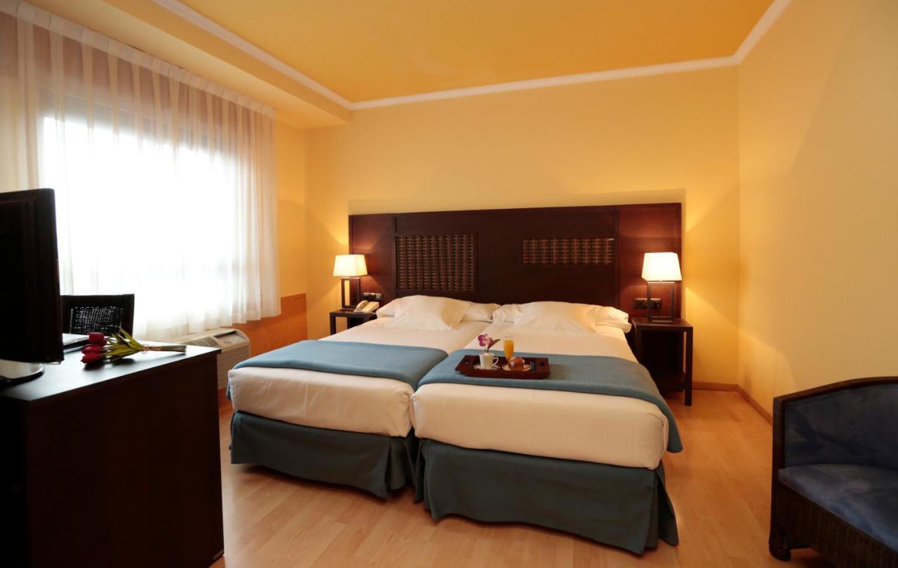 Hotel Spa Congreso Teo Bagian luar foto